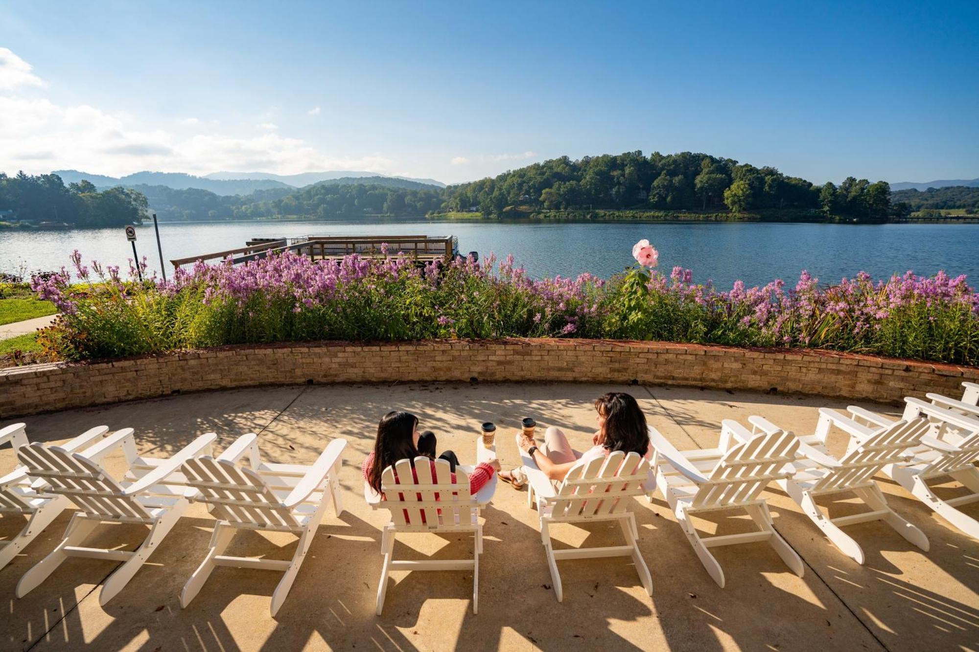 Campground Apts Lake Junaluska 客房 照片