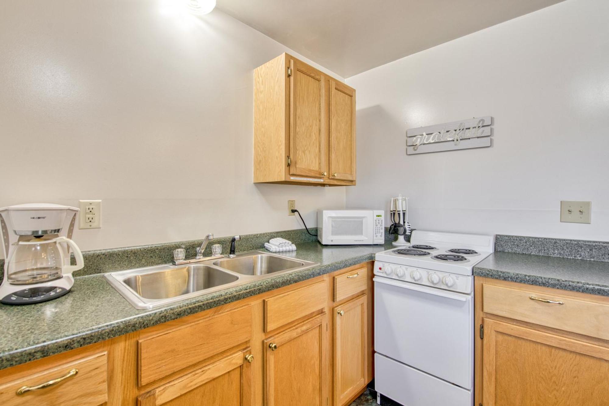 Campground Apts Lake Junaluska 客房 照片