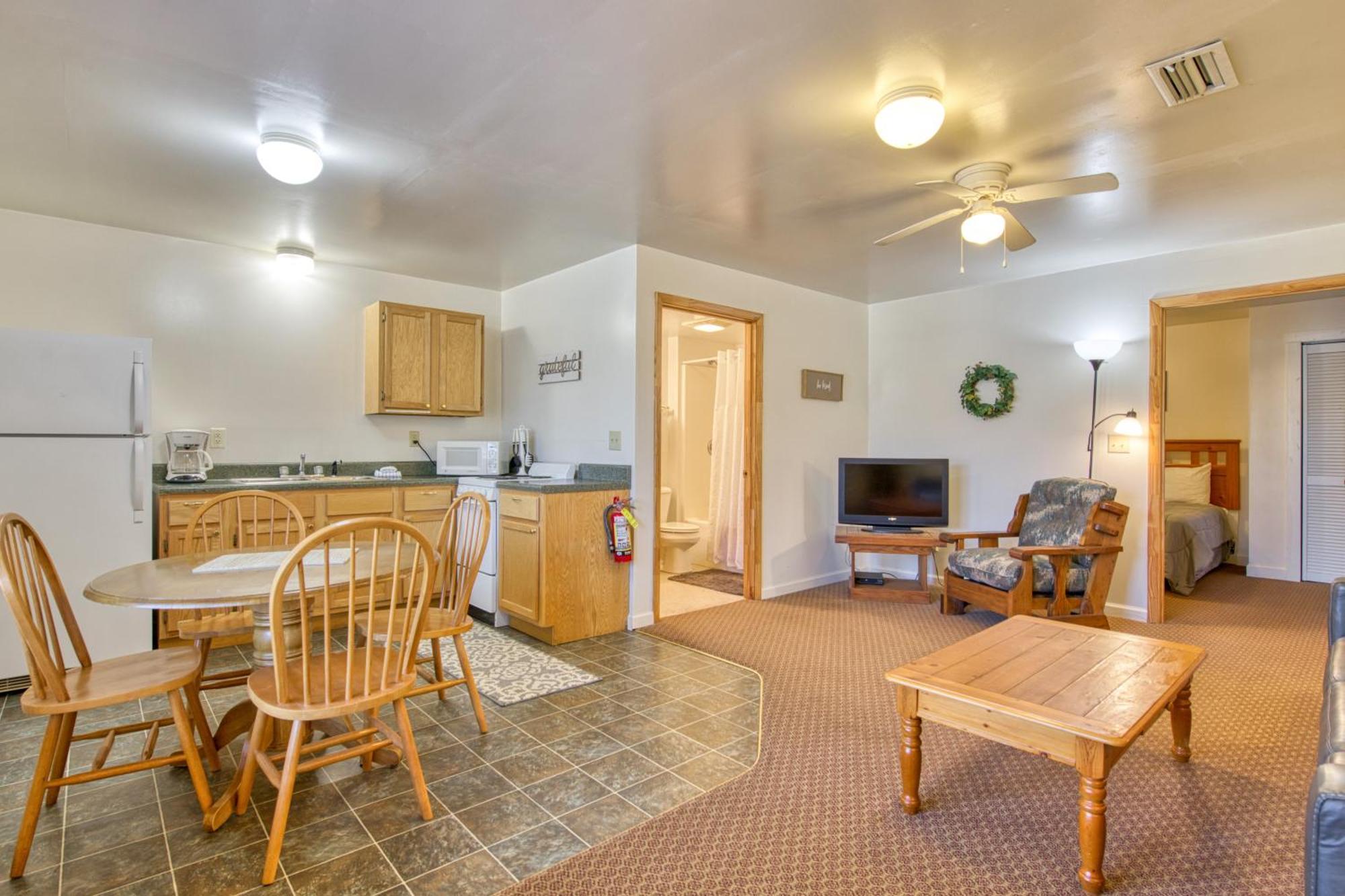 Campground Apts Lake Junaluska 客房 照片